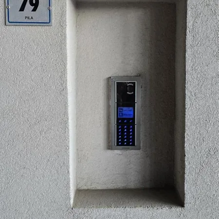 Mountain G1 Free Private Parking 公寓 皮拉